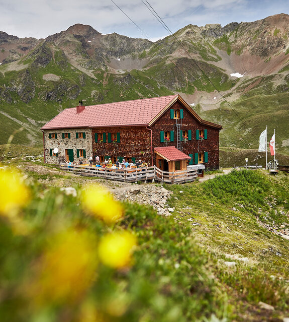   Huts and Alpine pastures